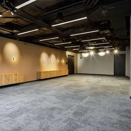 Barcelo Powisle * Βαρσοβία