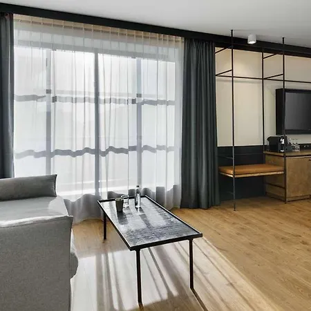 Ξενοδοχείο Barcelo Powisle *