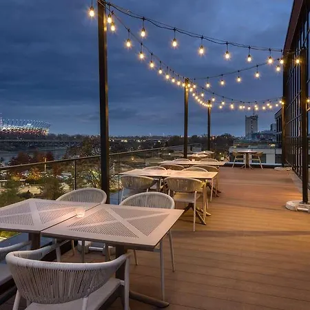 Hotel Barcelo Powisle *