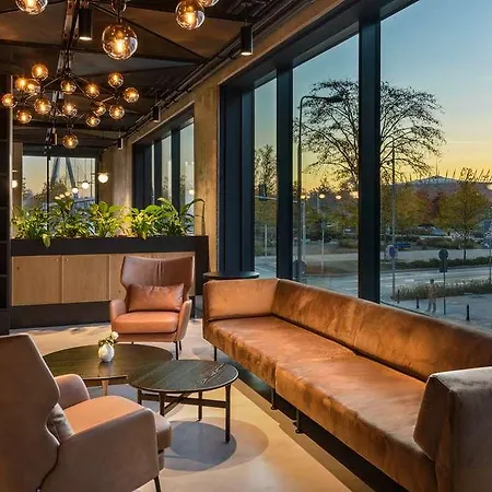 Barcelo Powisle Hotel *