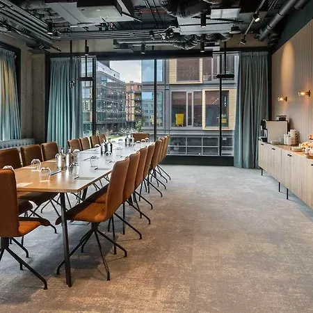 Ξενοδοχείο Barcelo Powisle *