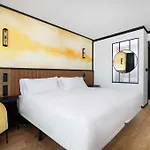 Barcelo Powisle Hotel
