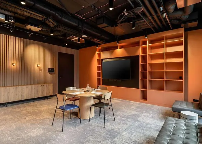 Hotel Barcelo Powisle *