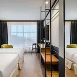Hotel Barcelo Powisle *